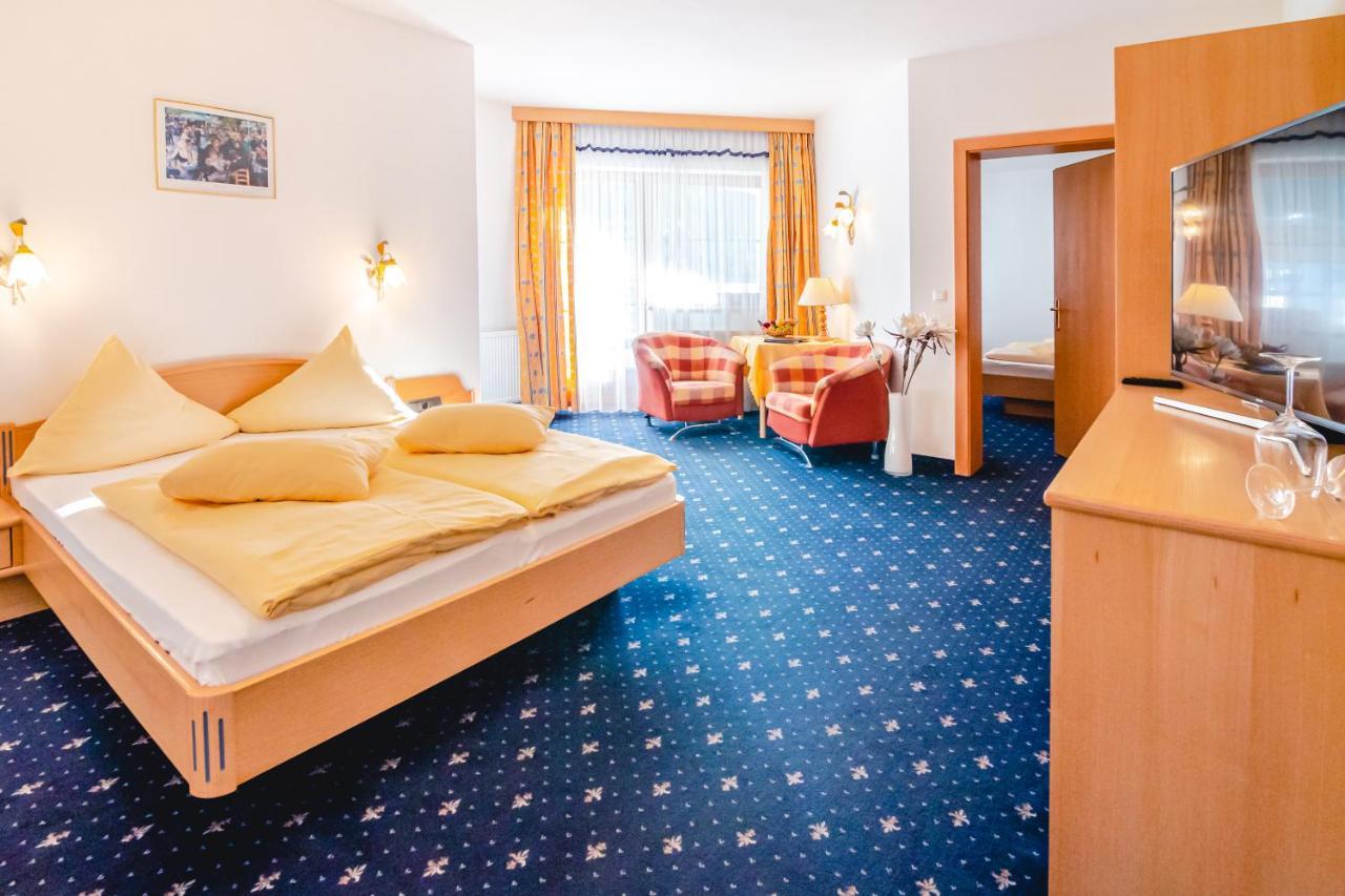 Hotel Andrea 3 Герлос Екстериор снимка