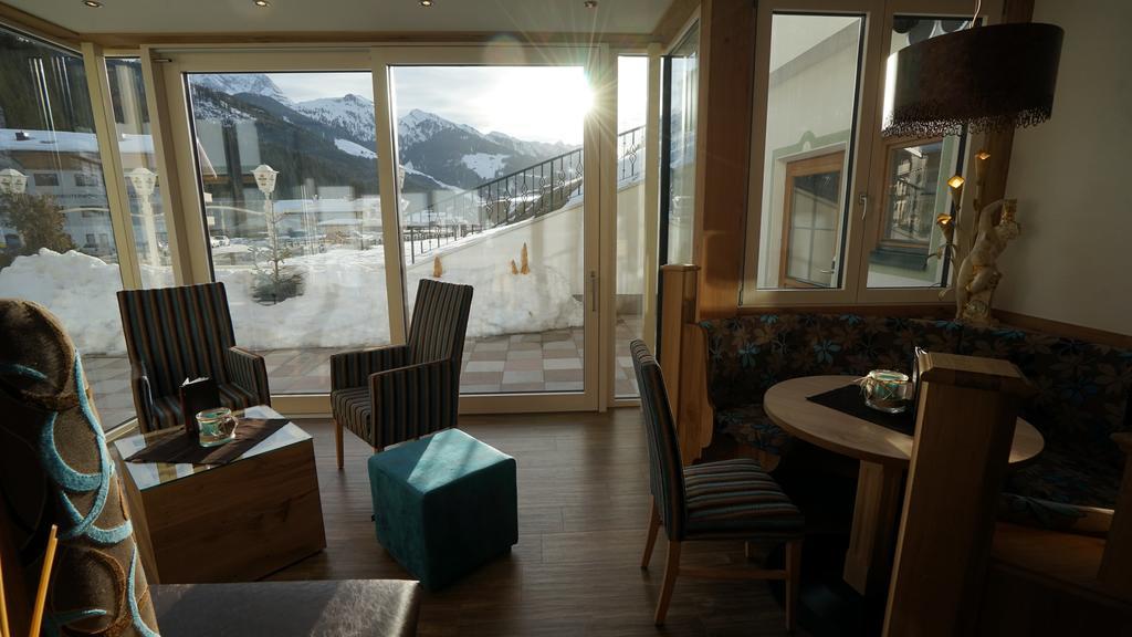 Hotel Andrea 3 Герлос Екстериор снимка