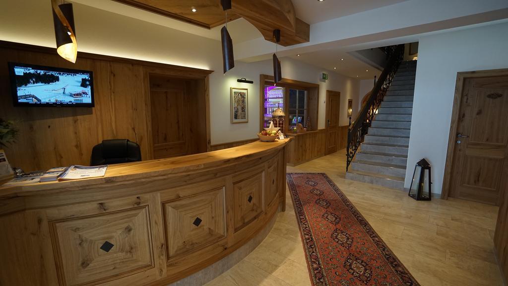 Hotel Andrea 3 Герлос Екстериор снимка