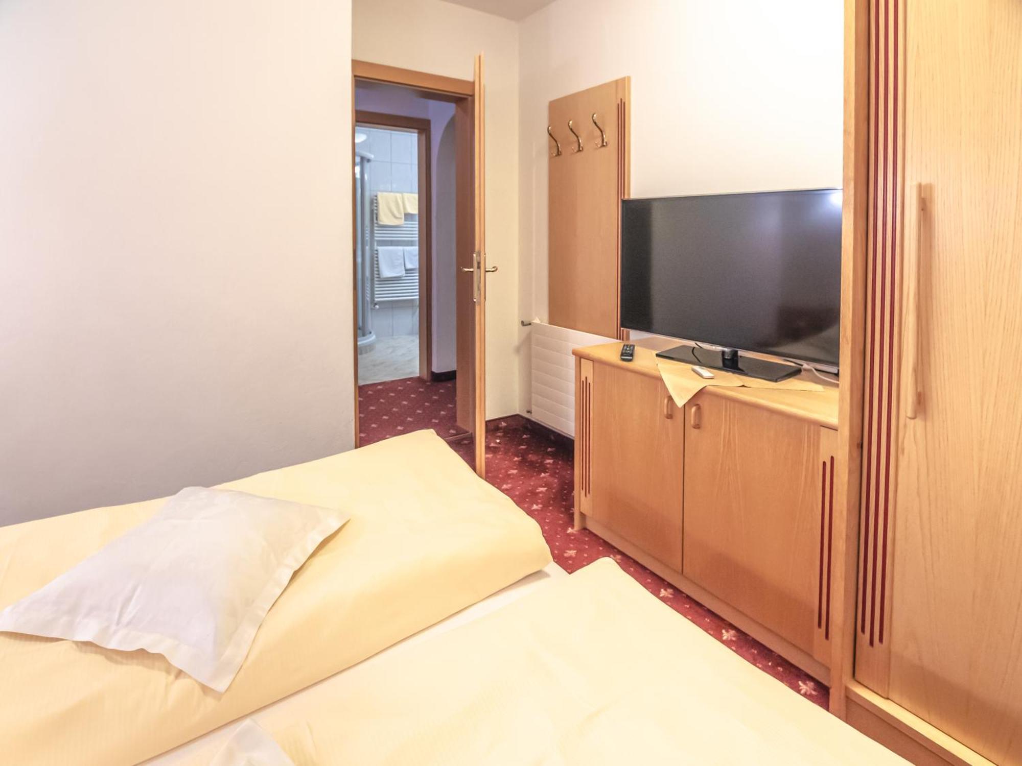 Hotel Andrea 3 Герлос Стая снимка