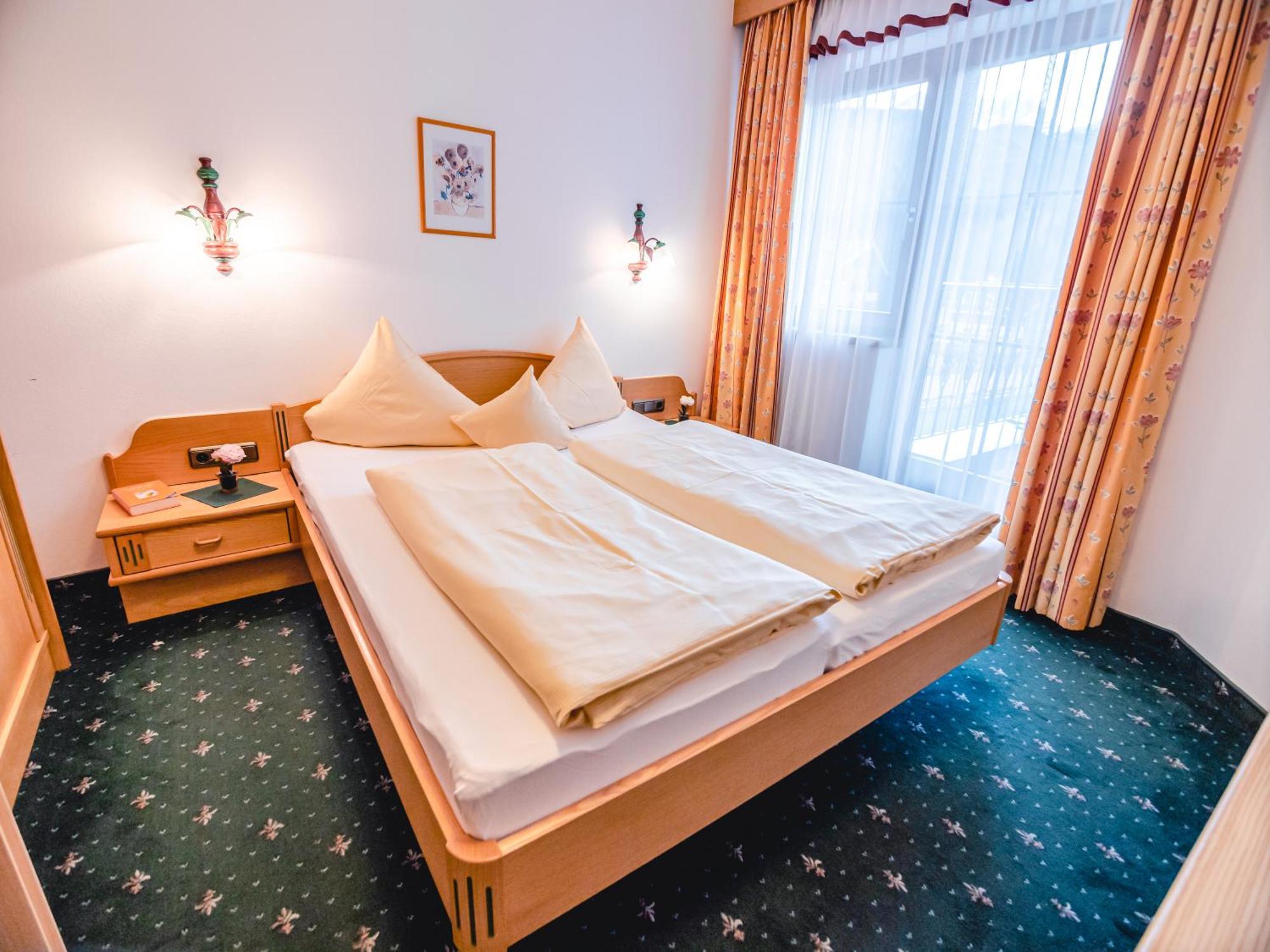 Hotel Andrea 3 Герлос Стая снимка