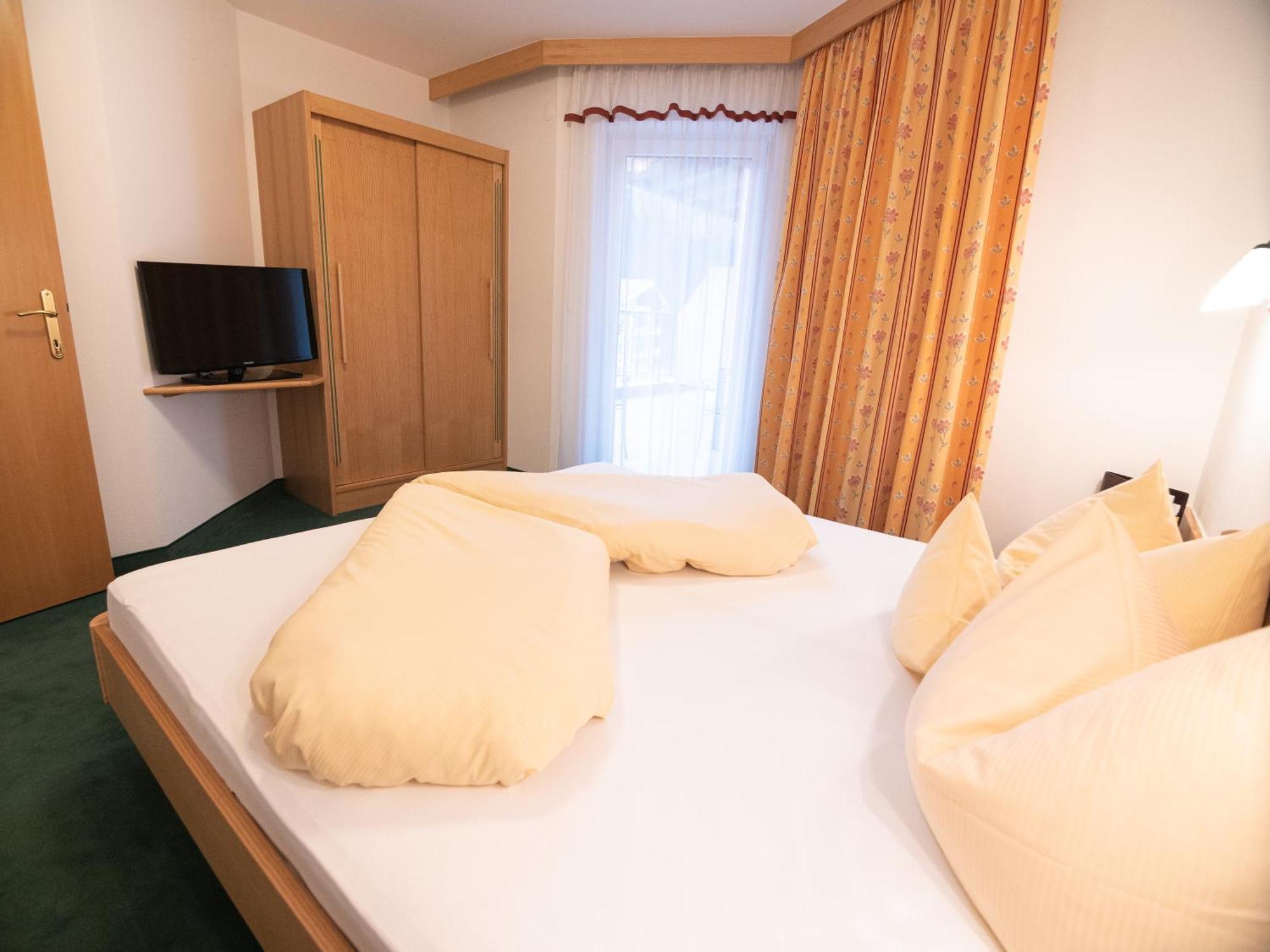 Hotel Andrea 3 Герлос Стая снимка